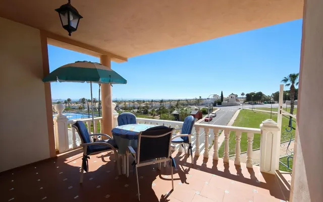 Bungalow con vistas y licencia turística en Los Balcones, To - foto 4