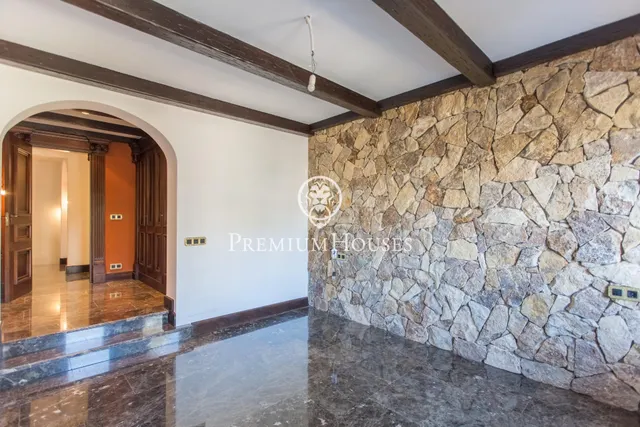 Casa en venta con bonitas vistas al mar en Cala Sant Francesc — 33