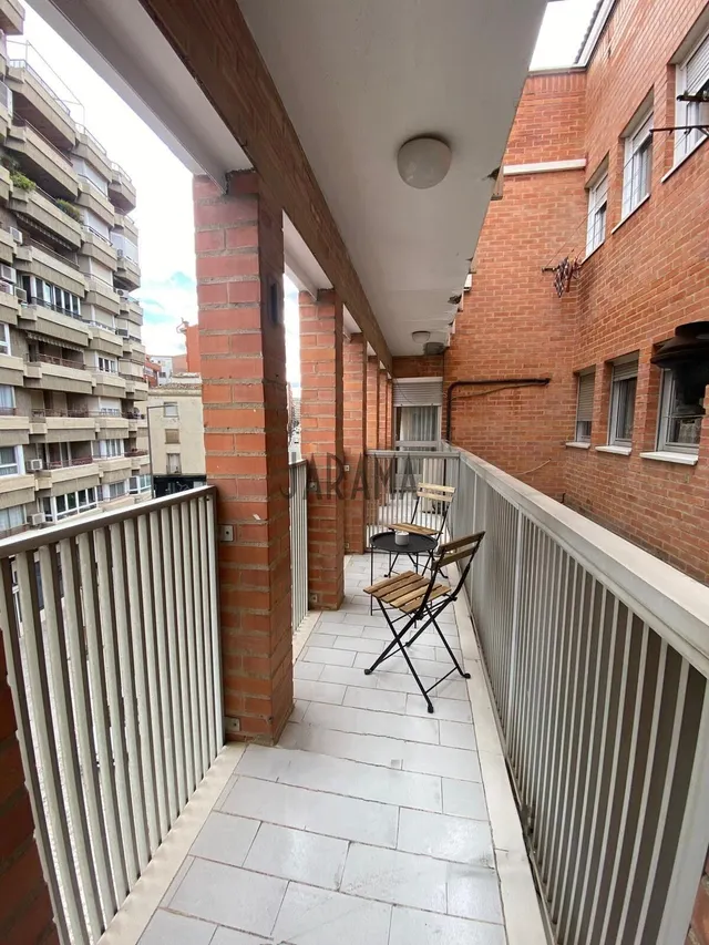 Piso de 125m2 en el centro de Tudela — 12