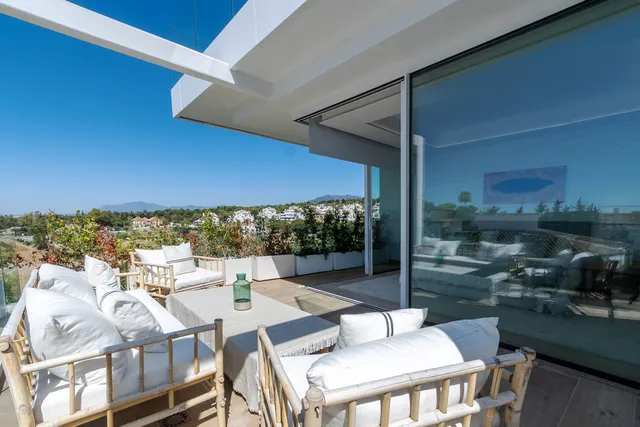 Chalet 4 habitaciones 580m² en venta - Marbella — 28