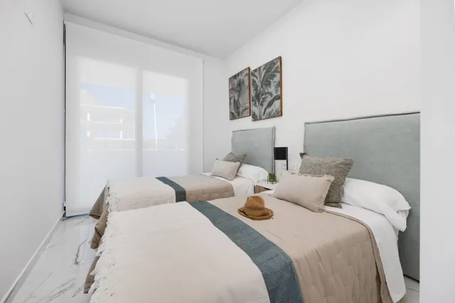 Planta baja 2 habitaciones 70m² en venta - Centro — 38