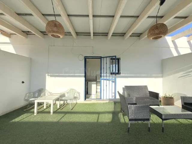 Dúplex en la playa de Gandía con terraza privada, garaje y l - foto 5