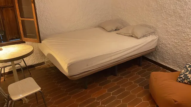 CASA DE PUEBLO EN FARENA – 5 PLANTAS, TERRAZA PANORÁMICA Y GRAN POTENCIAL — 12