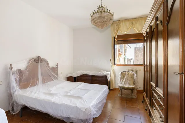 Venta de Edificio en Baza - foto 4