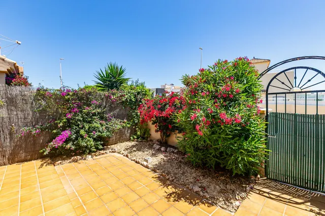 Casa 2 habitaciones 80m² en venta - La Zenia - foto 5