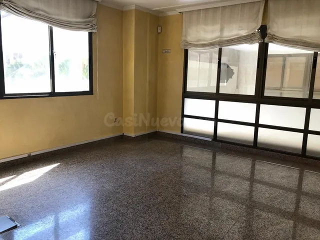 ¡Oportunidad Única en El Ejido (Almería)! Local para oficina - foto 4