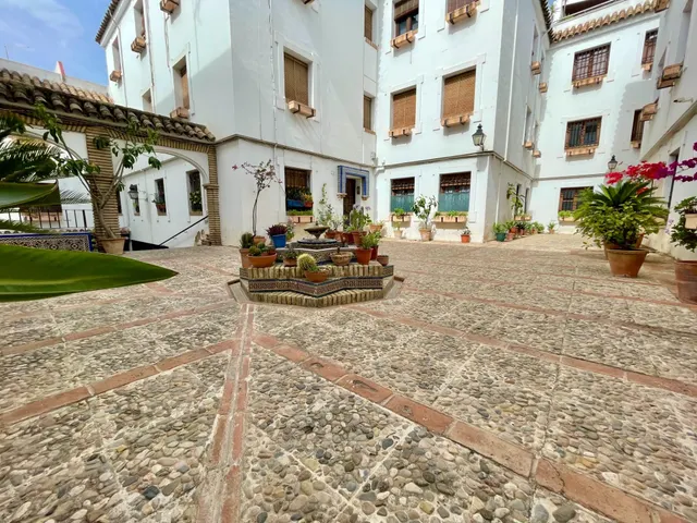 Vivienda de 3 dormitorios con garaje en plena Judería de Córdoba — 8