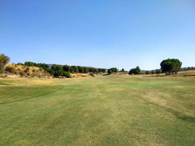 SANTA CLARA-GOLF OTURA — 41