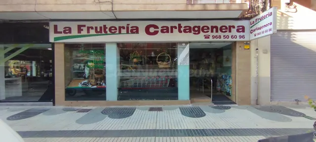 Local comercial junto a Angel Bruna de 125 m2 — 4