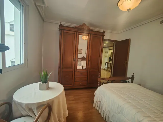 SE VENDE ELEGANTE Y GRAN VIVIENDA FRENTE A PUERTO DEPORTIVO - ALICANTE — 20