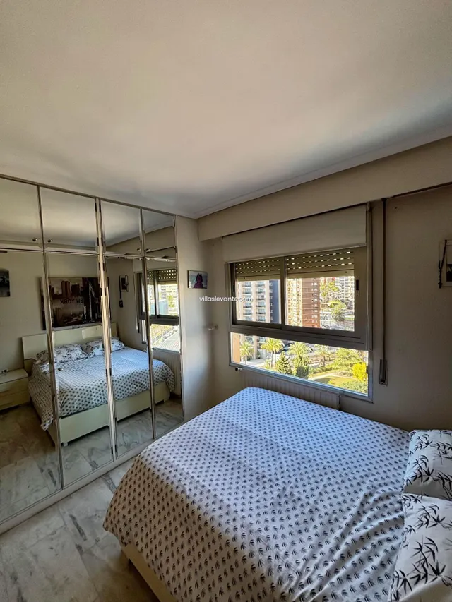 RESIDENCIAL DE LUJO EN PLENO LEVANTE — 13