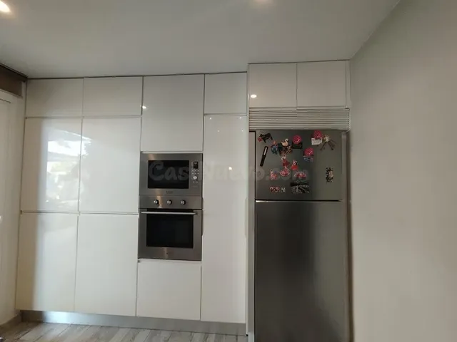 Chalet completamente renovado con piscina privada y jardín exclusivo — 5