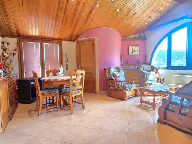 Distinción, privacidad y estilo en el corazón de Canyelles – Una finca excepcional — 26