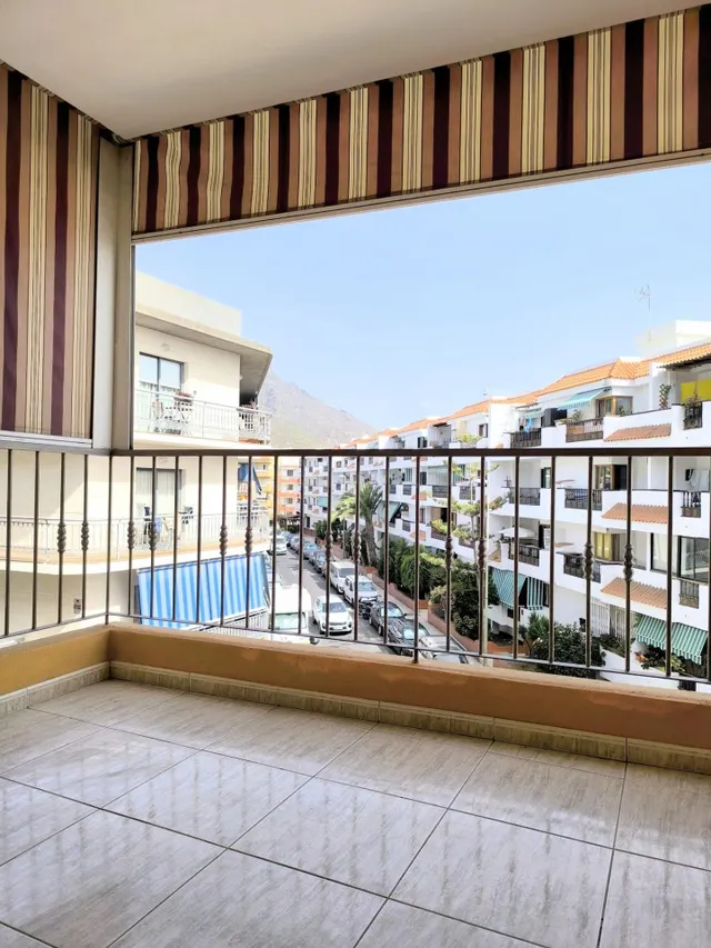 Apartamento en Venta Casco Urbano. Adeje - foto 3