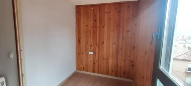 Piso de alquiler en el centro de Súria – 3 habitaciones y balcón — 8