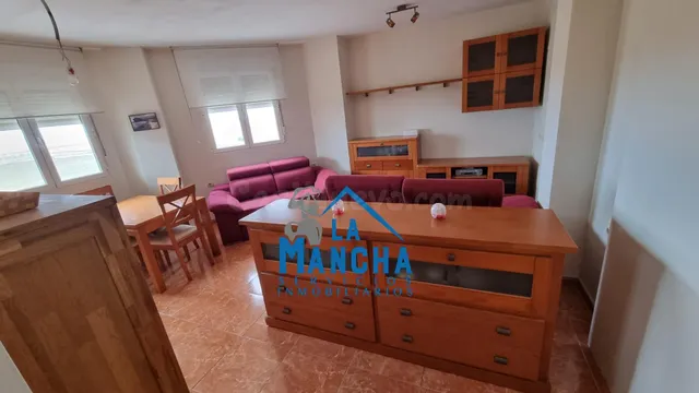 *105.000€* INMOBILIARIA LA MANCHA VENDE ADOSADO EN CASAS DE  - foto 4