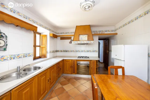 EXCLUSIVA FINCA CON 30.000 m2 DE SUELO URBANIZABLE EN OGÍJARES (GRANADA) – VIVIENDA, PISCINA Y GRAN POTENCIAL DE INVERSIÓN — 9