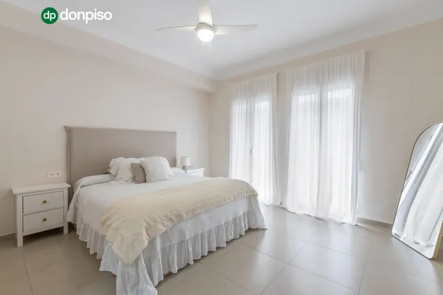 Exclusivo piso de lujo en pleno centro de Granada — 27