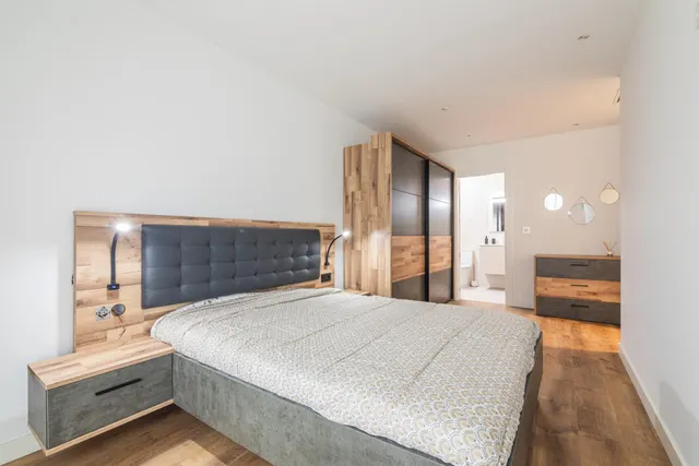 Vivienda nueva a estrenar — 18