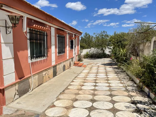 Tu refugio lejos de la vida urbana pero bien comunicado con Valencia — 5