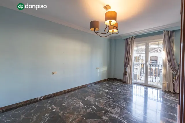 Casa adosada con terraza, vistas a Granada y Sierra Nevada, garaje y sótano — 35