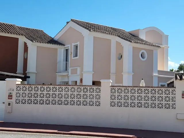 ADOSADO SAN PEDRO PLAYA — 11