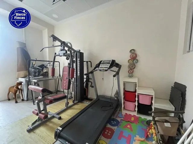 **se vende casa en Oviedo** — 26