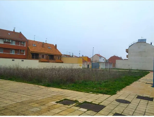 Suelo urbano residencial en VILLAREAL, PARCELA R2, DE PUENTE CASTRO SECTOR SUR — 6