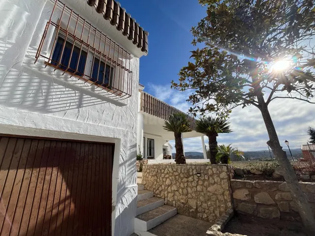Hotel 9 habitaciones 694m² en venta - AYORA