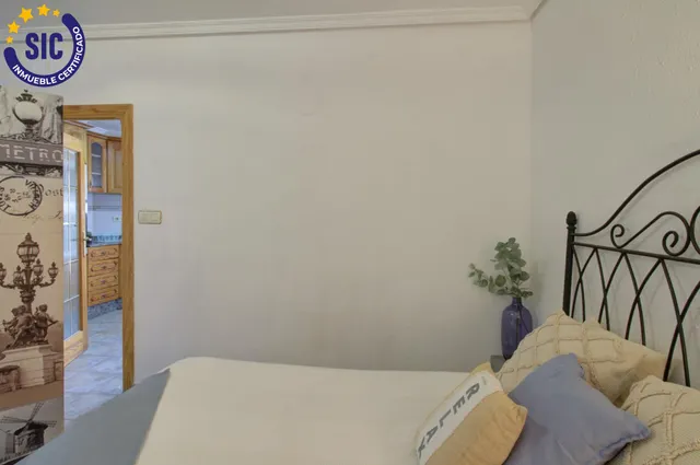 Espacio y comodidad en el centro de Almenara — 21
