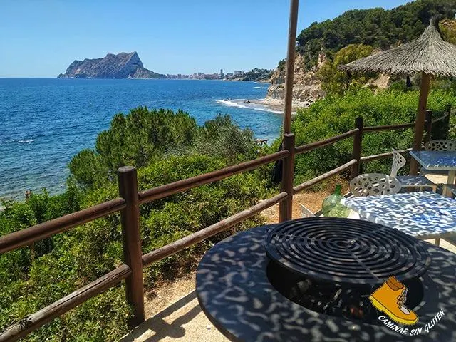 HOTEL RESTAURANTE EN PRIMERA LINEA DE PLAYA — 9
