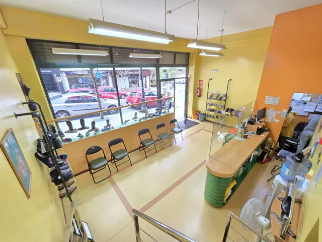 IDEAL INVERSORES. LOCAL COMERCIAL ALQUILADO EN BUENA ZONA COMERCIAL — 6