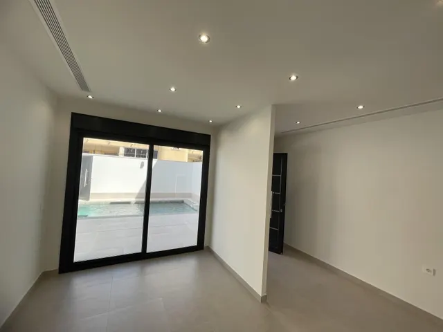 Villa 3 habitaciones 134m² en venta - Comunidad valenciana — 31