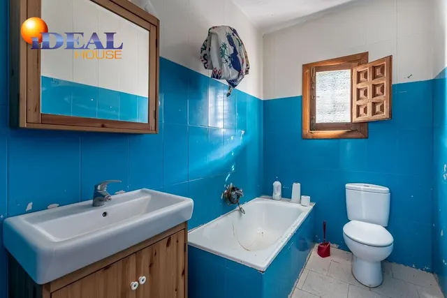 Cortijo con casa de 117 m2 y terreno de 2.312 m2 en Santa Fe — 8