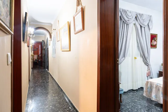 Chalet y parcela segregable en Palomares del Río — 23