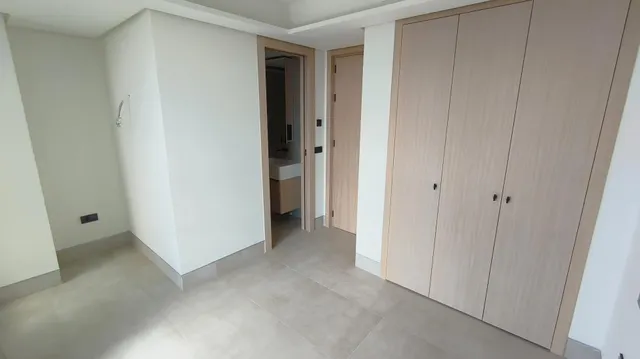¡Exclusivo Piso de Lujo en las Málaga Towers! — 29