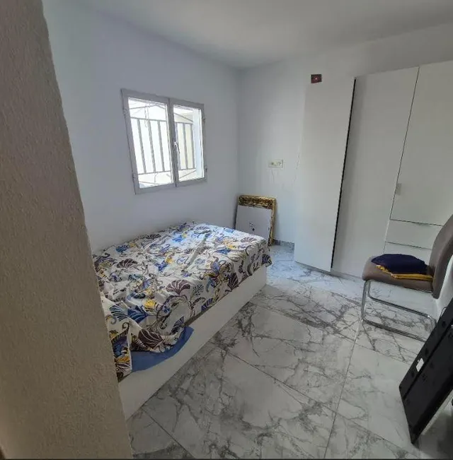 SE VENDE CASA TOTALMENTE REFORMADA EN EL GRUPO SAN ANTONIO — 11