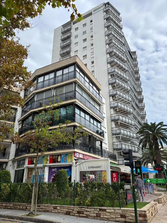 Piso 3 habitaciones 111m² en venta - Paseo Jaime I — 29