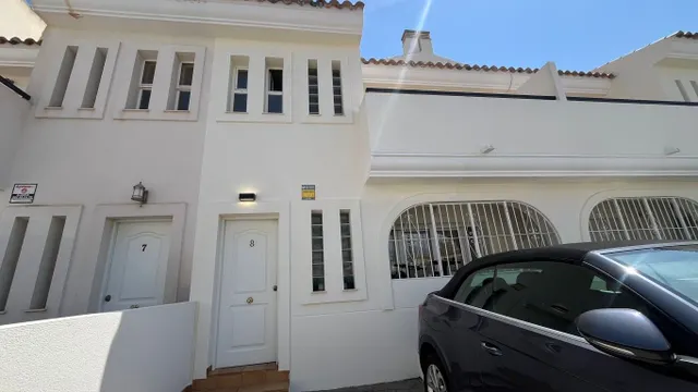 Villa 3 habitaciones 124m² en venta - ALBIR ALTO — 28