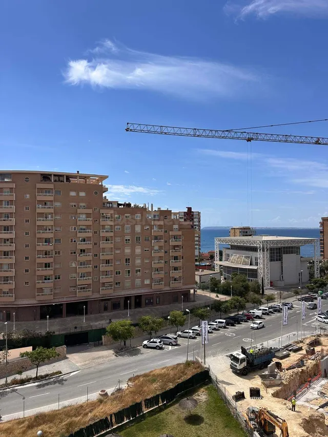 FANTÁSTICO PISO CON VISTAS AL MAR EN UNA DE LAS MEJORES ZONA - foto 2