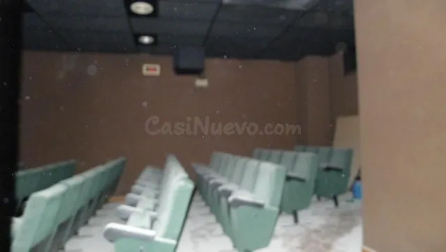 Local en el centro Antiguo Cine - foto 3