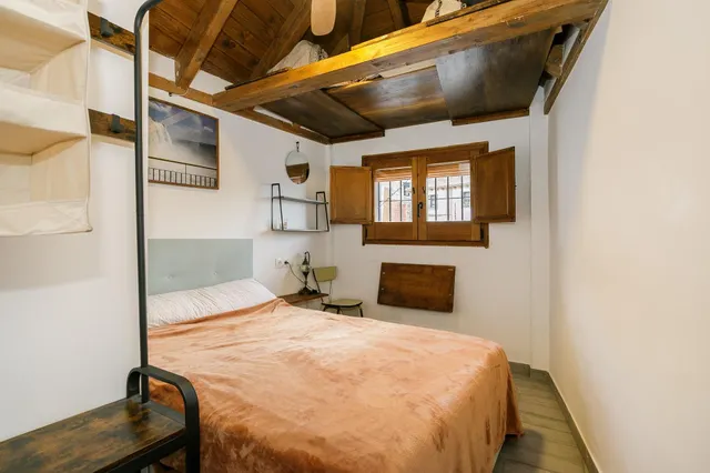 Casa unifamiliar reformada. — 4