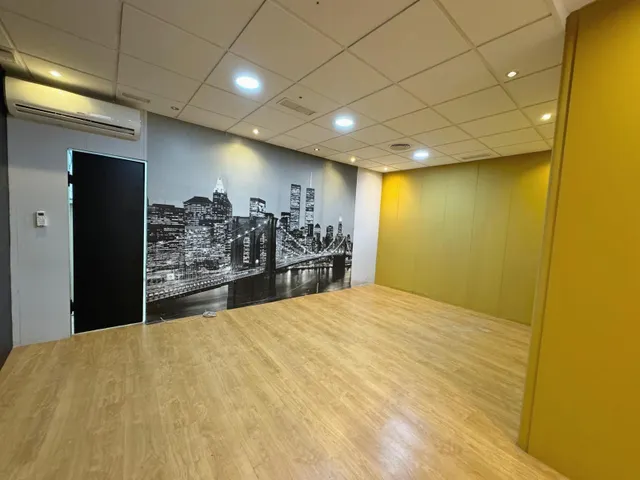 Local Comercial con Potencial en Ubicación Prime de Guardamar — 3