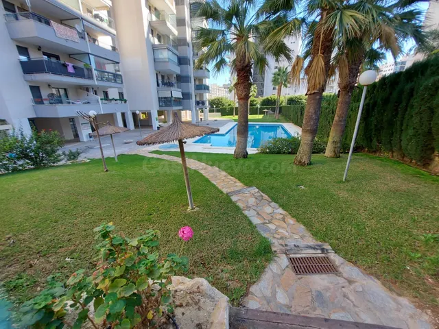 Apartamento de dos dormitorios con garaje. Cala de Villajoyo
