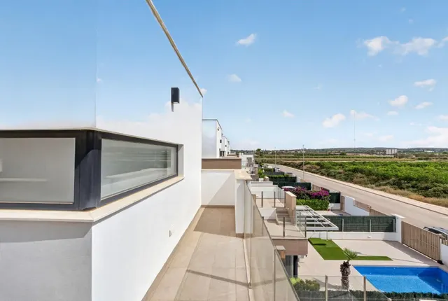 Villa de 3 dormitorios en Guardamar del Segura — 39