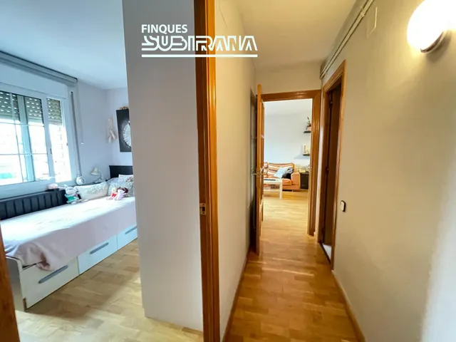 Lluminós pis de 3 habitacions a la zona de la Masuca, a Igualada. — 23