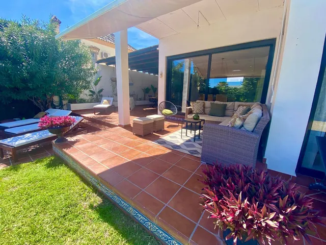 Chalet 6 habitaciones 300m² en venta - Marbella — 32
