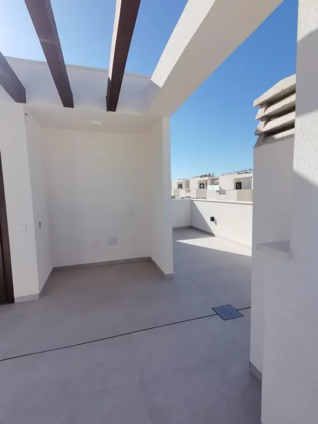 Villa con Piscina Privada y Jardín en Rojales — 8