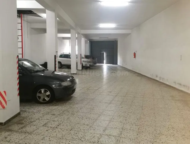 Edificio en el centro de Carballo - foto 4