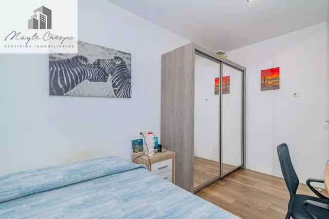 Precioso duplex moderno con patio — 22